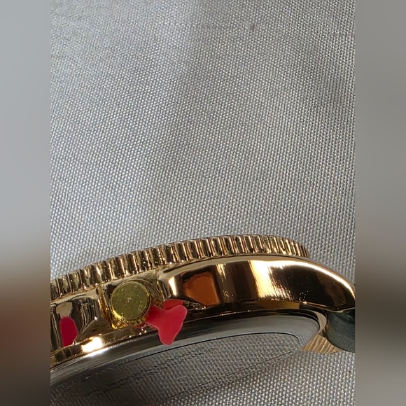 Ed Hardy Tattoo Inspired Rhinestone Skull Womens Wristwatch New In Box - Picture 3 of 9